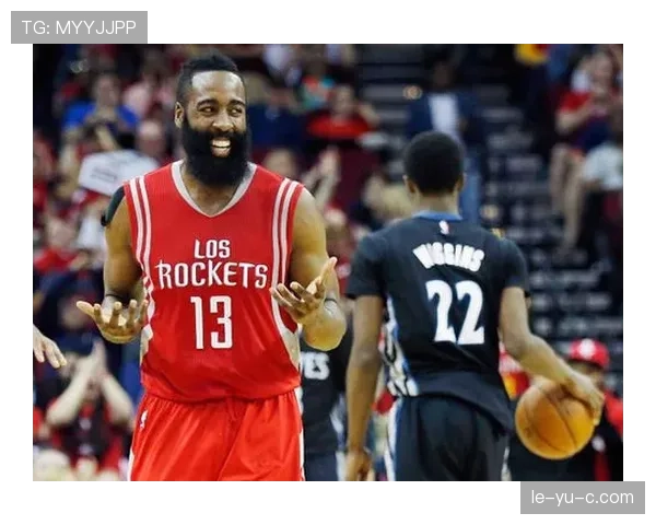 斯马特三分命中率大幅提升,新赛季火力全开引关注 斯马特三分命中率大幅提升,新赛季火力全开引关注