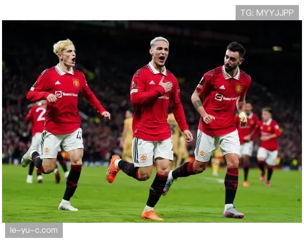 曼联逆转夺冠！欧联杯决赛彰显球队竞争力强势回归