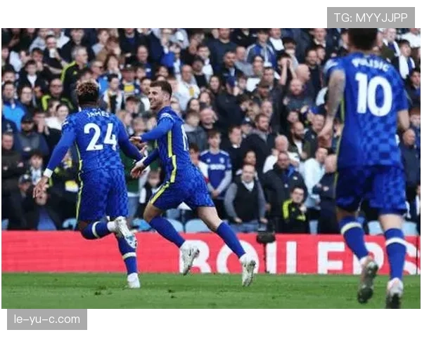 利兹联新赛季进攻火力全开，主帅详解全新战术体系引热议