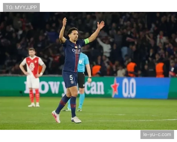 范戴克与马尔基尼奥斯：防守稳定性与全面性对比分析