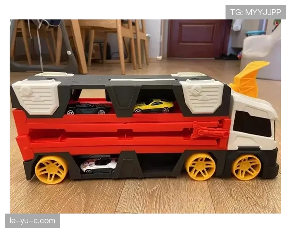 萨卡家车库比我家还大，他居然每天骑自行车训练？